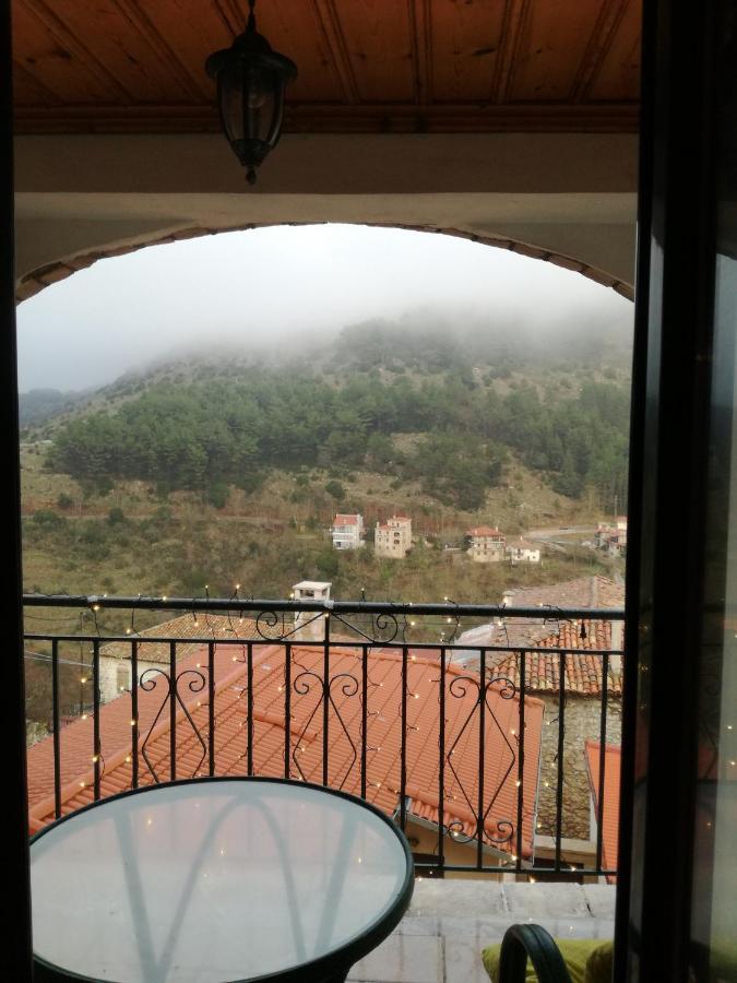Kristis'S Homes - "Beautiful Home" In Dimitsana Esterno foto